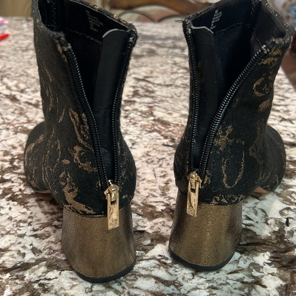 Nanette Lepore fancy textile boots size 7.5 - Picture 11 of 17